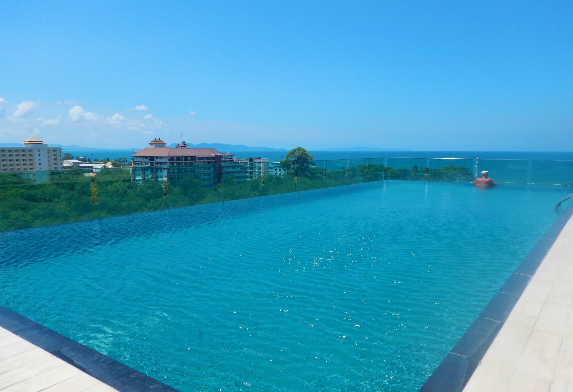 Acqua - 100 Meters From Jomtien Beach Pattaya Eksteriør bilde