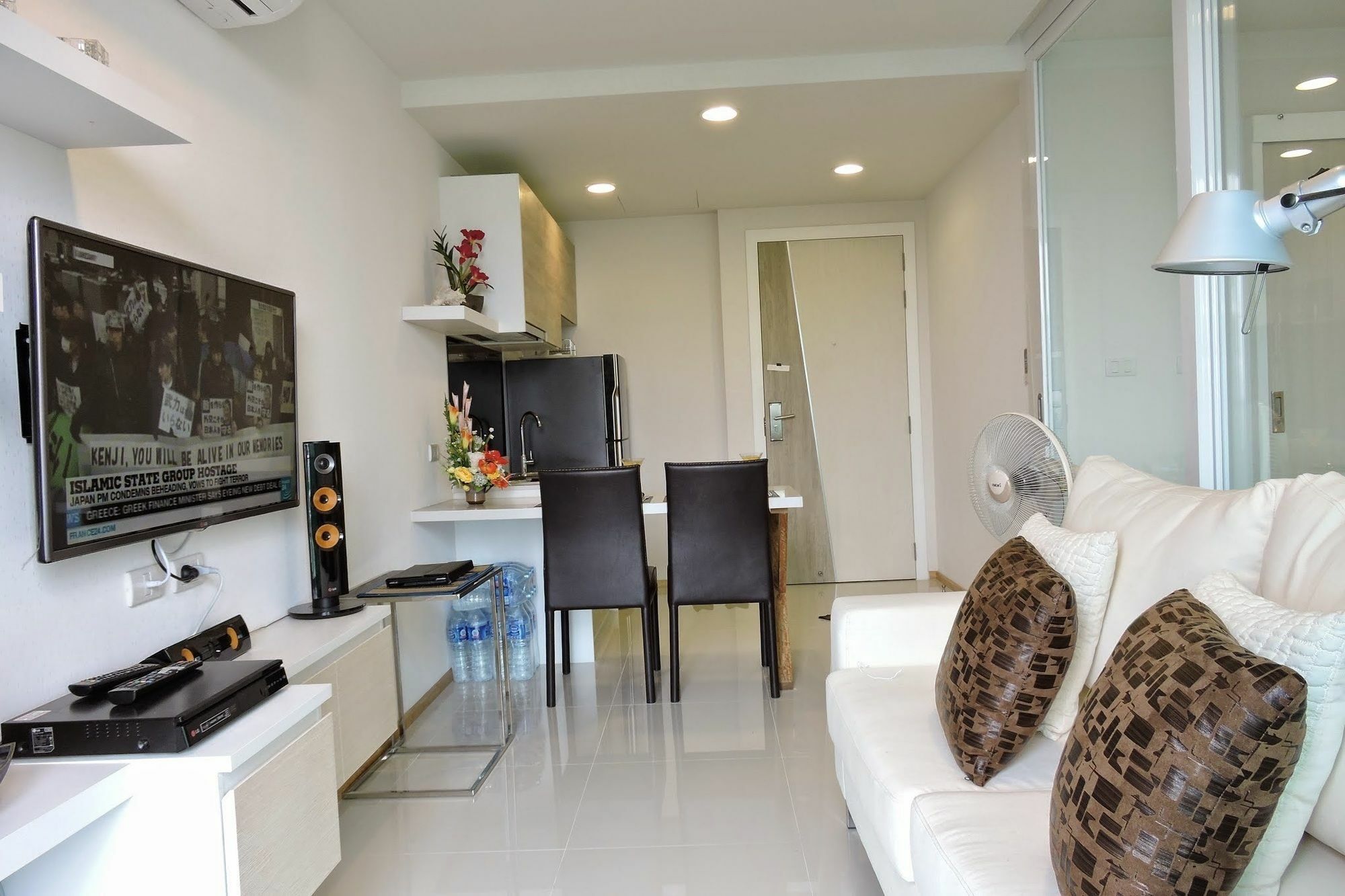 Acqua - 100 Meters From Jomtien Beach Pattaya Eksteriør bilde